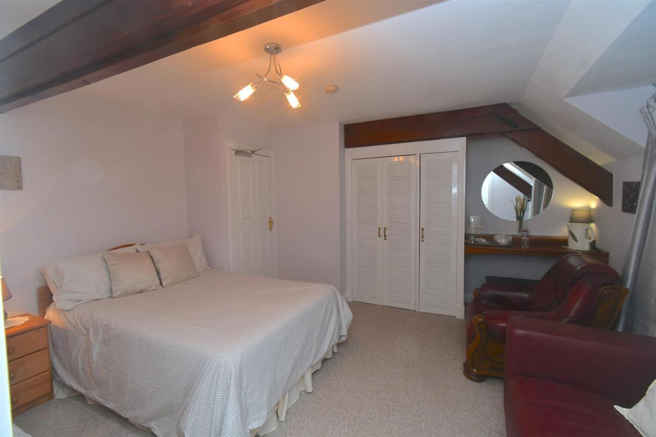 The Old Board School Guest House St Clears Extérieur photo