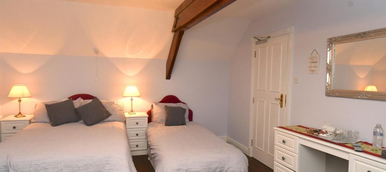The Old Board School Guest House St Clears Extérieur photo