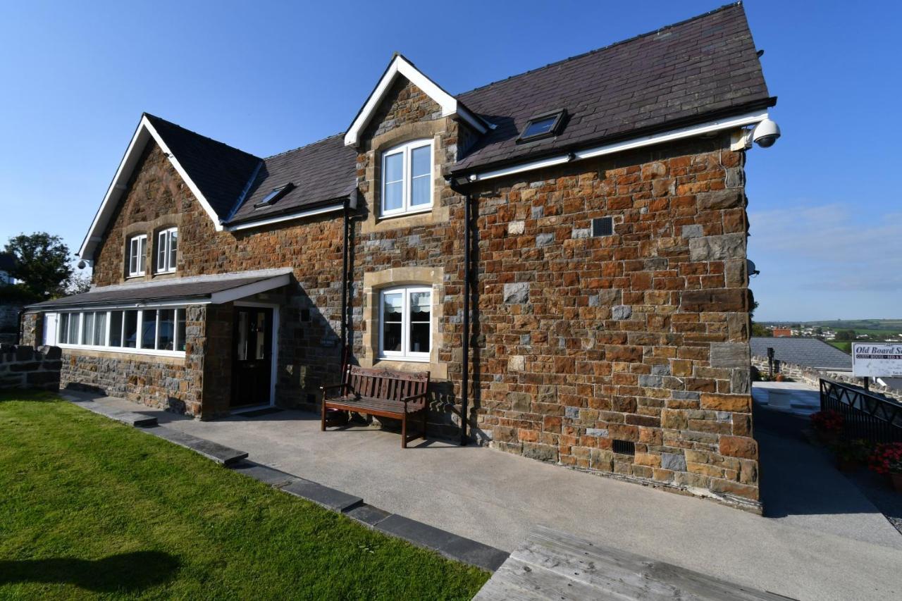 The Old Board School Guest House St Clears Extérieur photo
